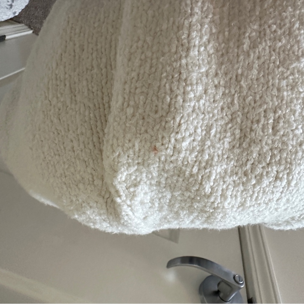 Banana Republic Cream boucle sweater - Picture 4 of 4